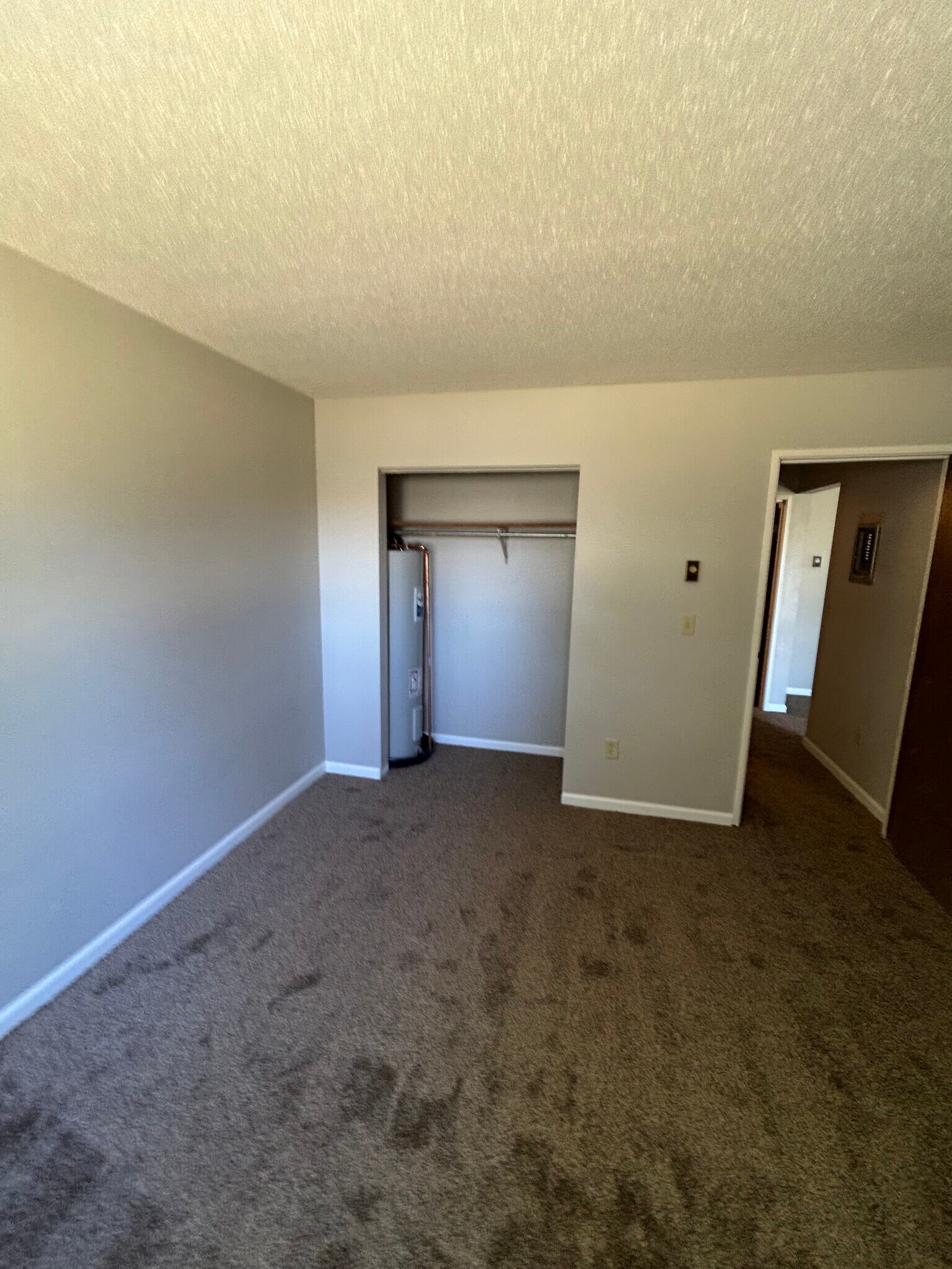 Building Photo - 2013 E Dakota Pkwy