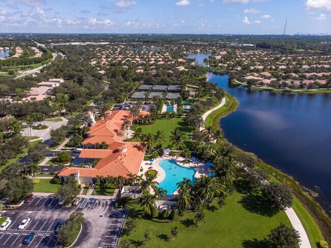 Building Photo - 8455 Belize Pl