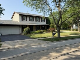Building Photo - 361 Chicory Ln