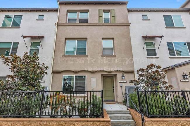 Building Photo - 2215 S Cordon Gln