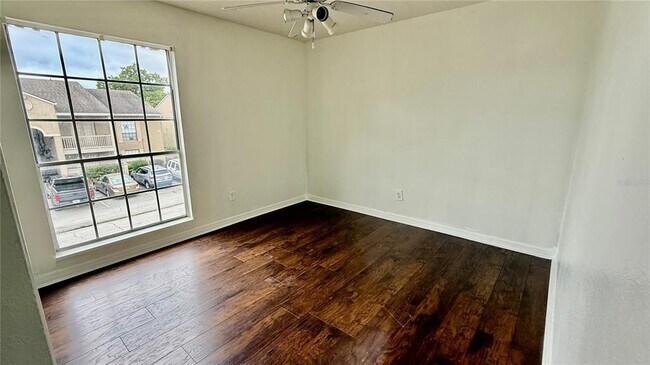 Building Photo - 415 Wymore Rd