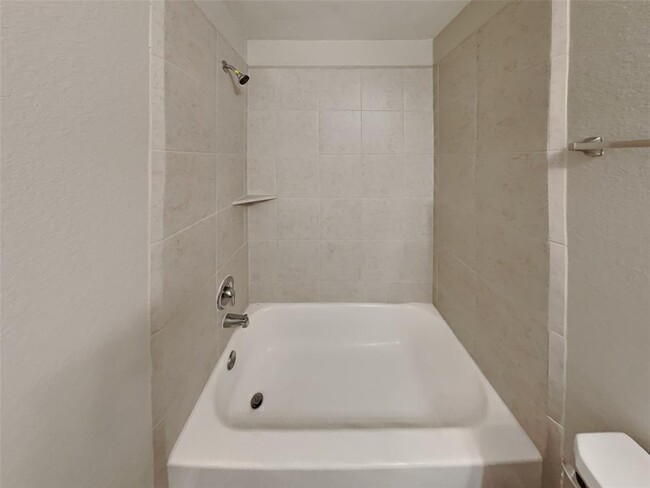 Building Photo - 7523 Merrylands Dr