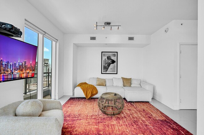 Building Photo - 60 SW 13th St