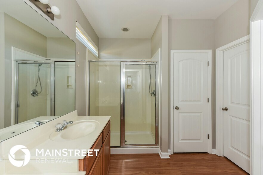 Building Photo - 2015 Lincoln Rd