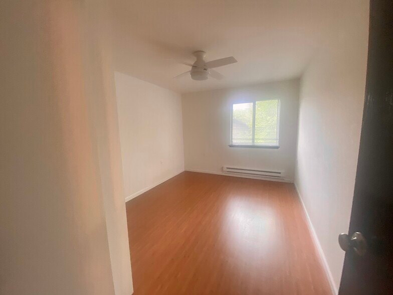 Building Photo - 5333 Brody Dr