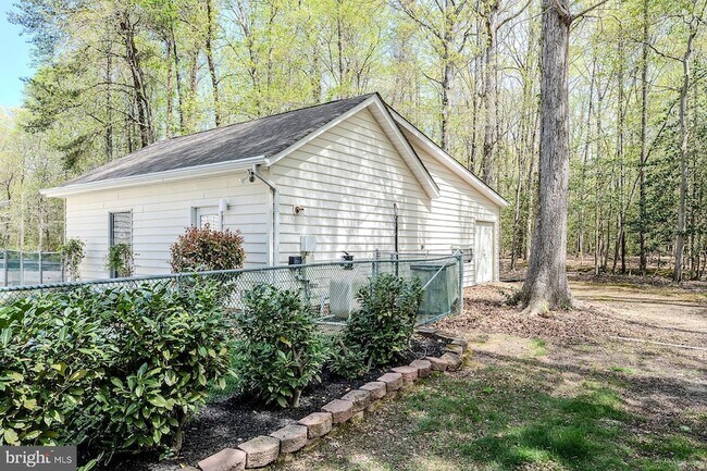 Building Photo - 18224 Green Blvd