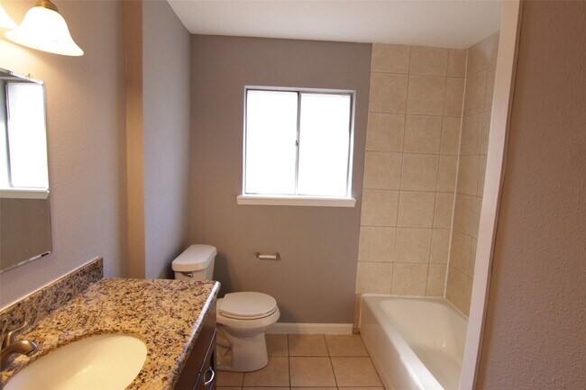 Building Photo - 11722 Sandstone St