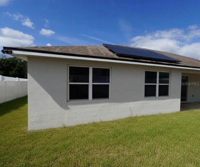 Building Photo - 880 Colville Dr