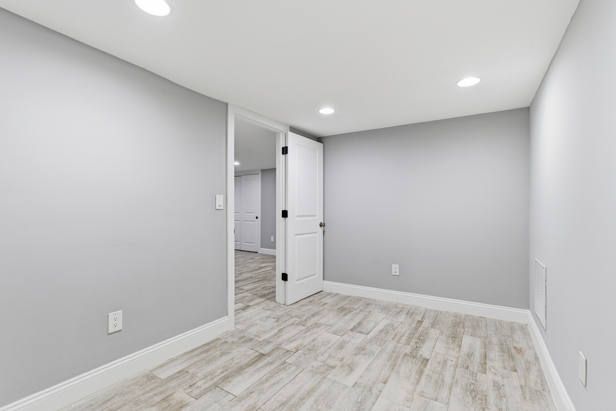 Building Photo - 54 Lawton Ave