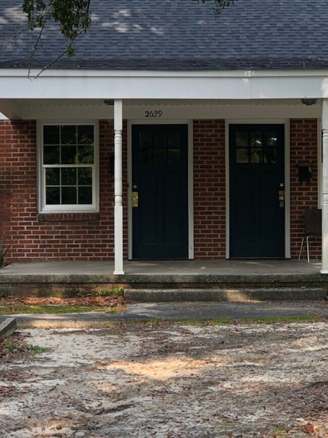 Building Photo - Forest Acres Duplex!