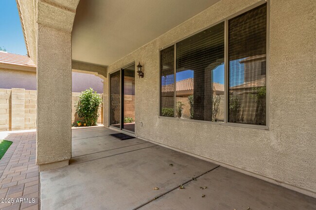 Building Photo - 82 W Aster Dr