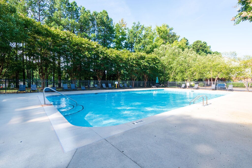 Building Photo - 1122 Chenille Dr
