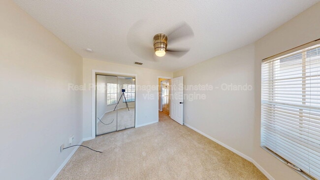 Building Photo - 5662 Rywood Dr