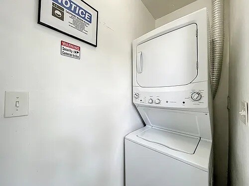 Building Photo - 1711 Washington St