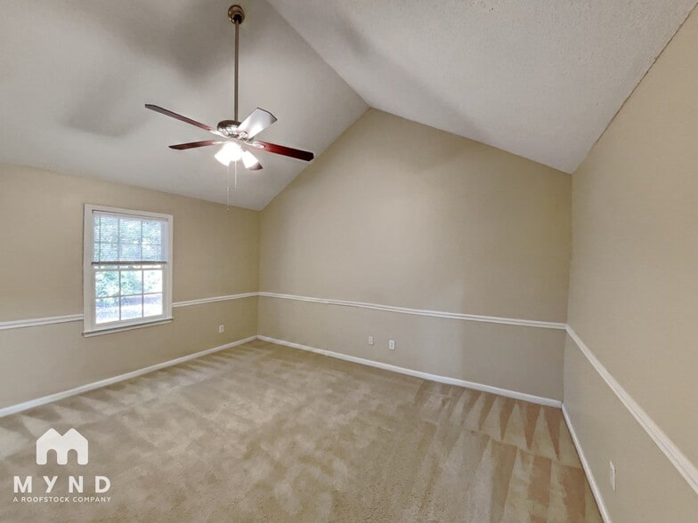 Building Photo - 11721 Long Forest Dr