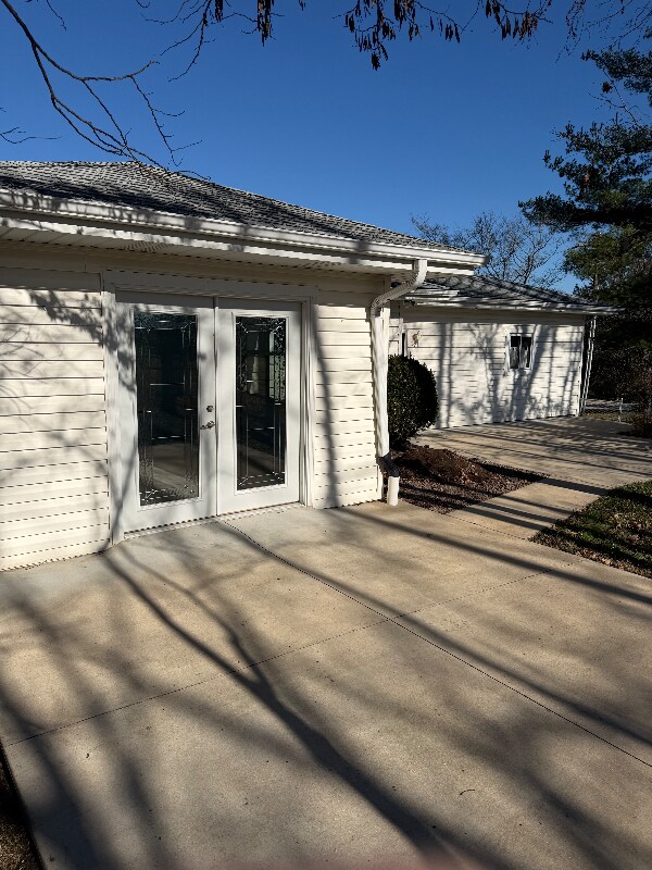 Building Photo - 61 Forest Hills Dr