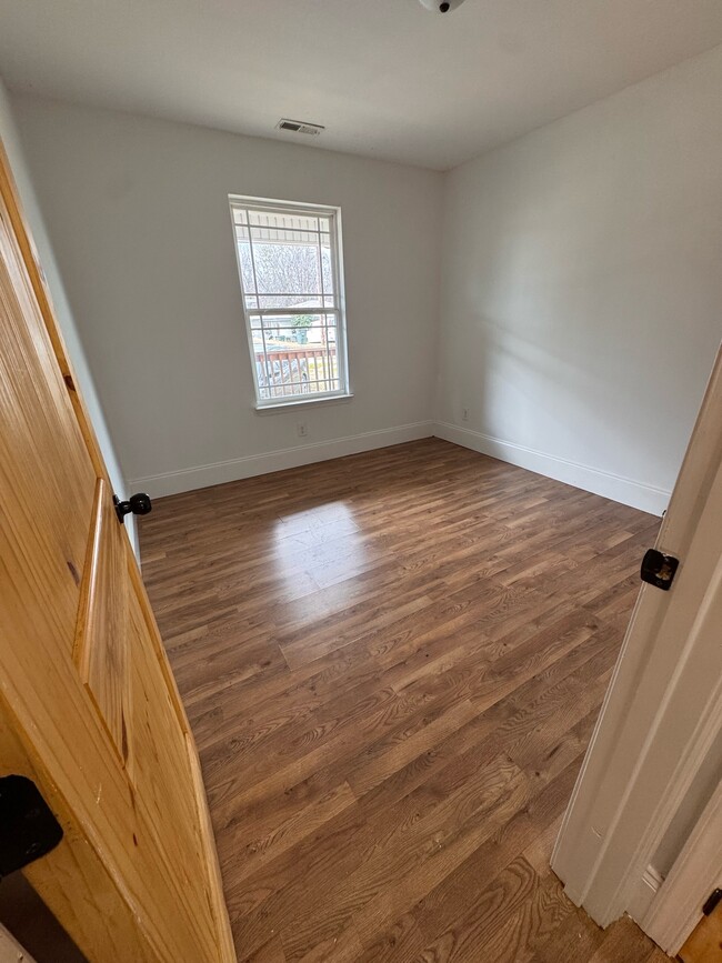 Building Photo - 4116 Dorris St