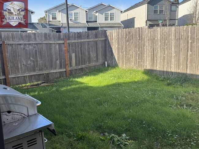 Building Photo - WA3309