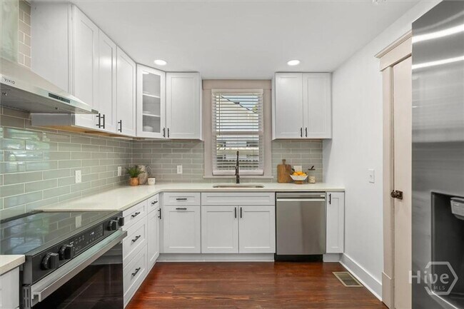 Building Photo - Beautifully Renovated 4-Bedroom Home with Charm & Modern Comfort – Savannah, GA