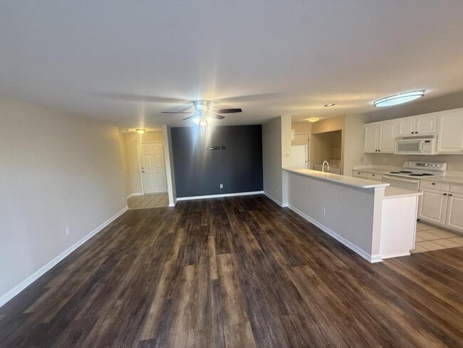 Building Photo - 260 McKendree Ln