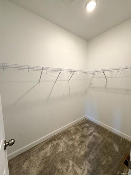 Building Photo - 591 S Pitkin Ct