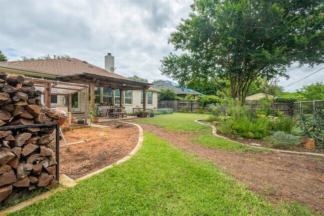 Building Photo - 16853 Tortoise St