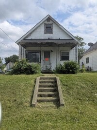 Building Photo - 801 W 10th St