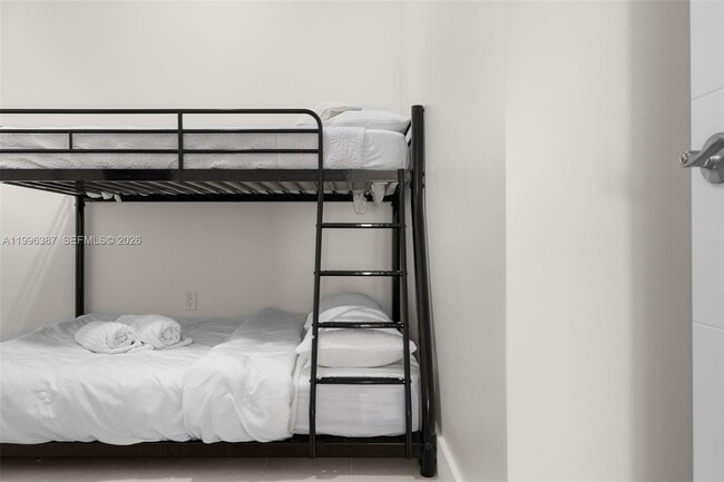 Building Photo - 1286 NE 109th St