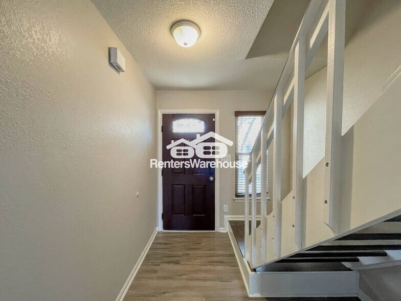 Building Photo - 4851 Tunlaw Ct