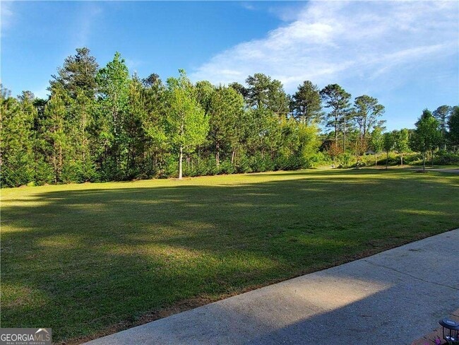 Building Photo - 2220 Sunny Hill Rd