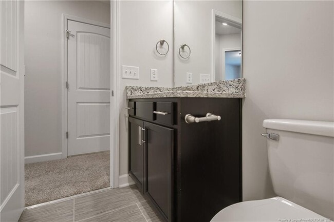 Building Photo - 393 Hicks Ave