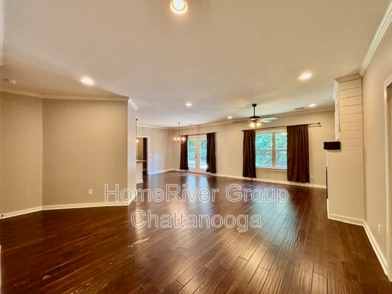 Building Photo - 4558 Pattentown Rd