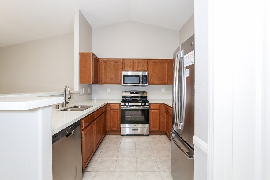 Building Photo - 4911 Dunvegan Ct