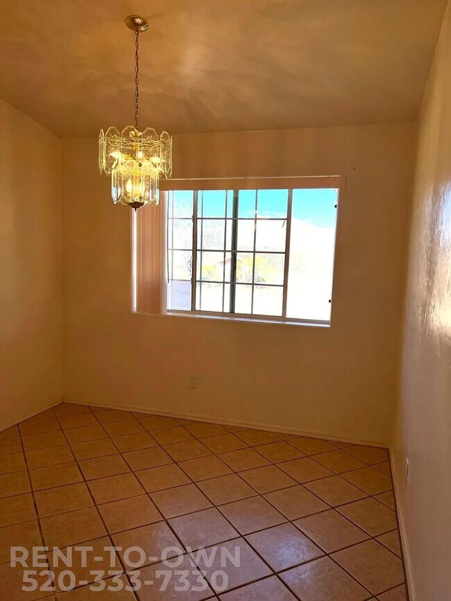 Building Photo - 1173 Calle Chaparral