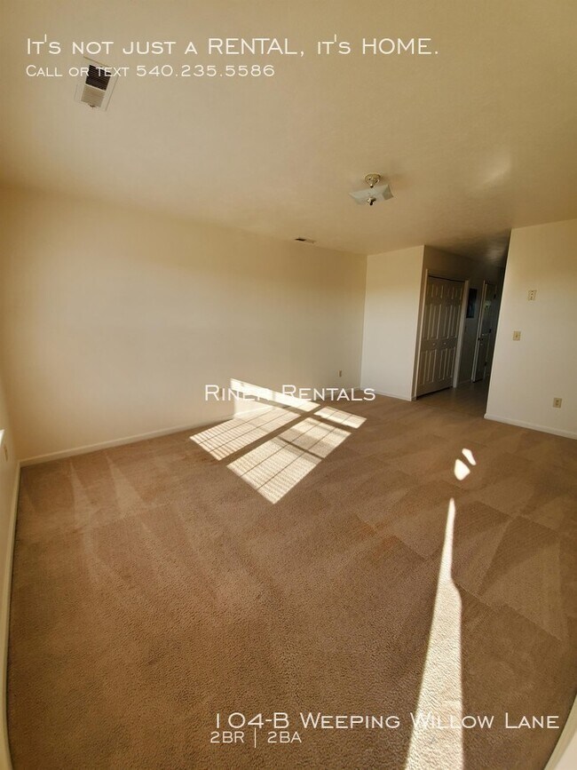 Building Photo - 104 Weeping Willow Ln