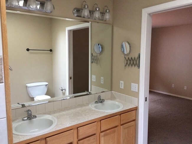 Building Photo - Charming 3-bedroom, 2-bathroom home in Aub...
