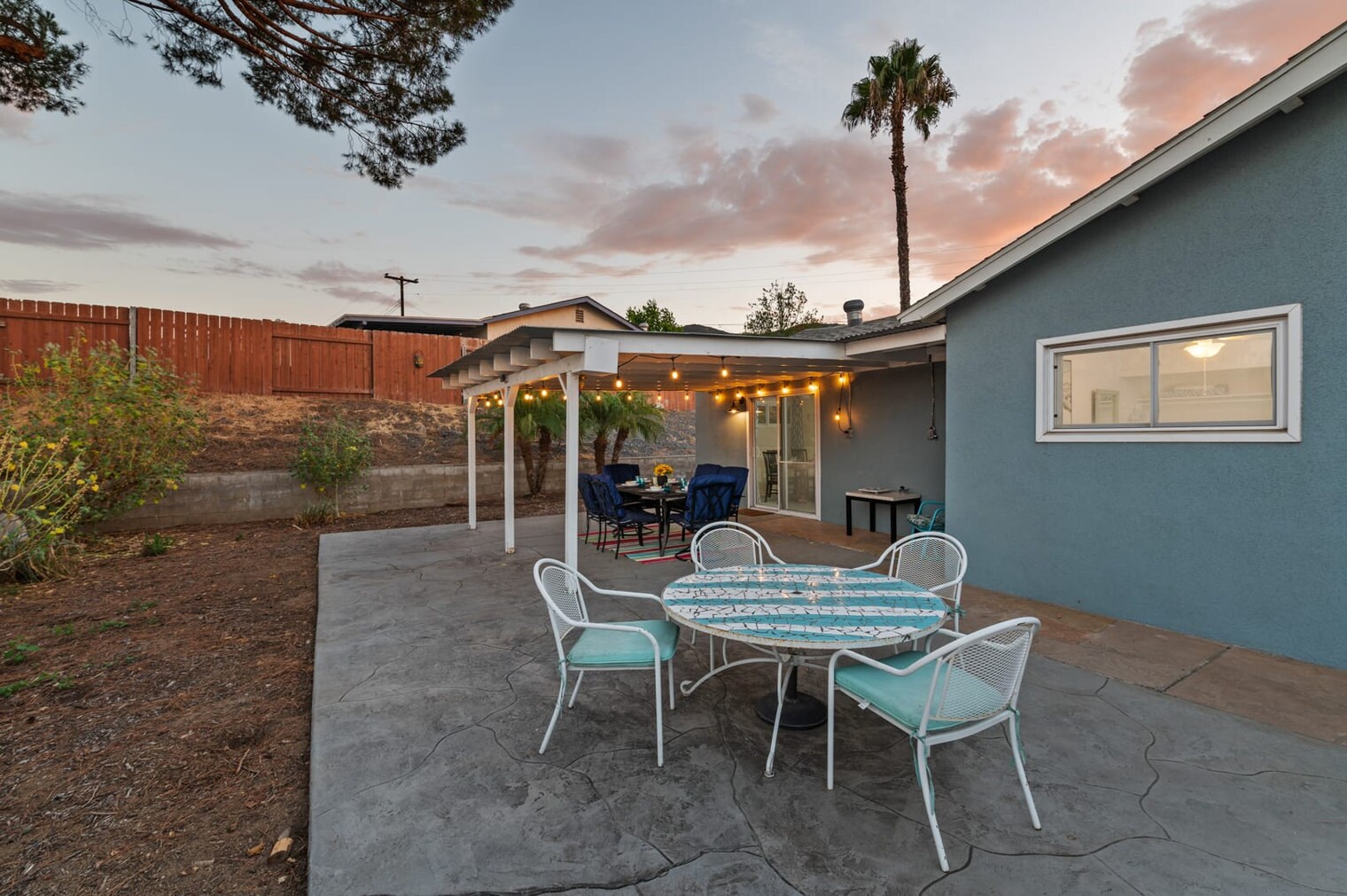 Building Photo - 8543 Sandstone Dr