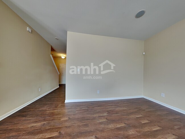Building Photo - 167 Kentland Ridge Dr