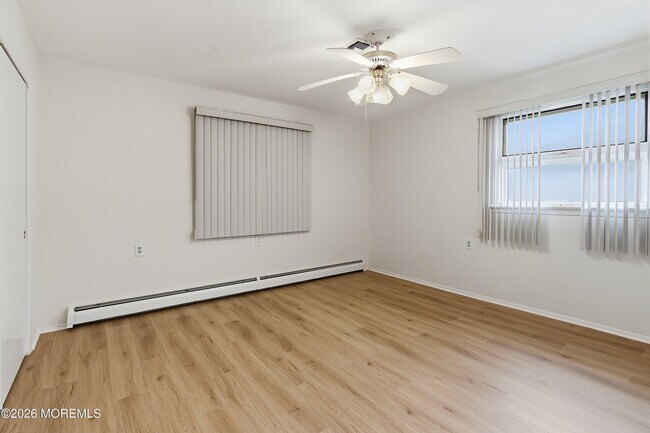 Building Photo - 55 Scarborough Pl