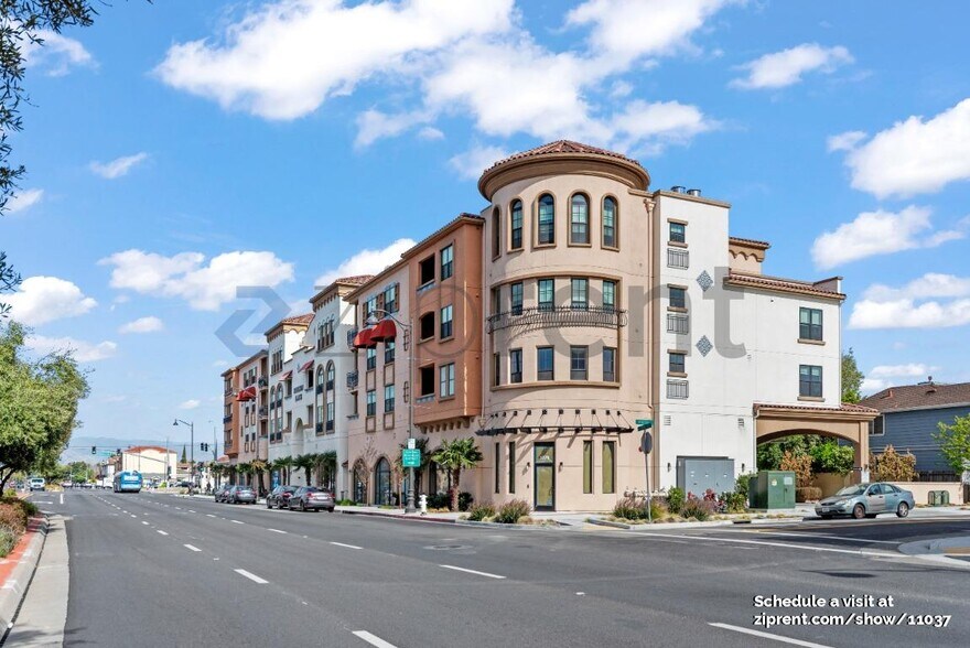 Building Photo - 1368 El Camino Real