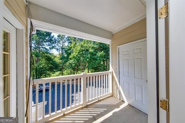 Building Photo - 709 Spring Heights Ln