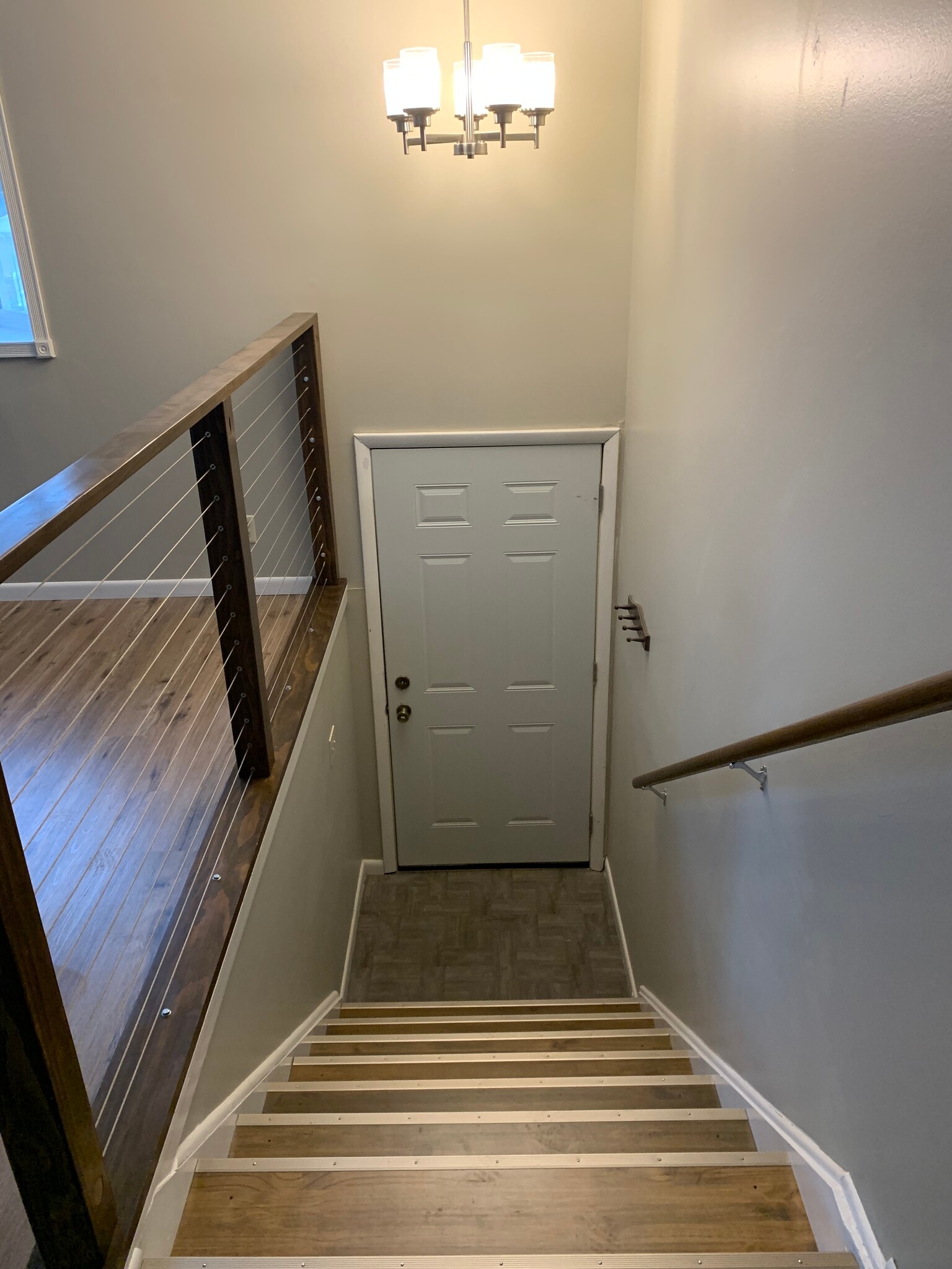 Entry - 4832 Ginny ave