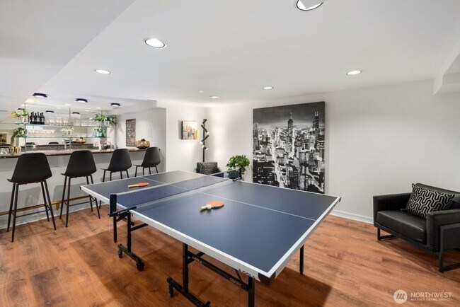Building Photo - Exceptional Magnolia Home - Rare opportunity to live in Seattles Premier  Neighborhood