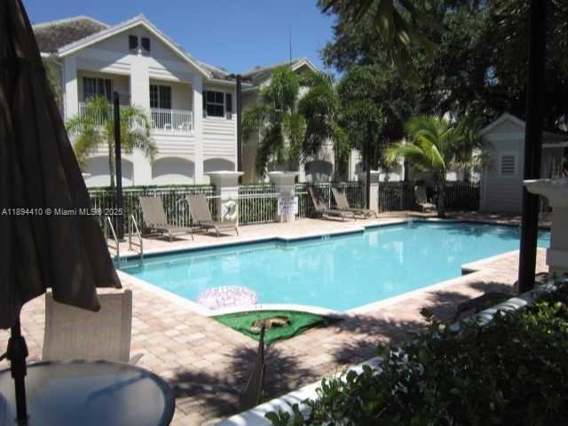 Primary Photo - 511 SW 18th Ave