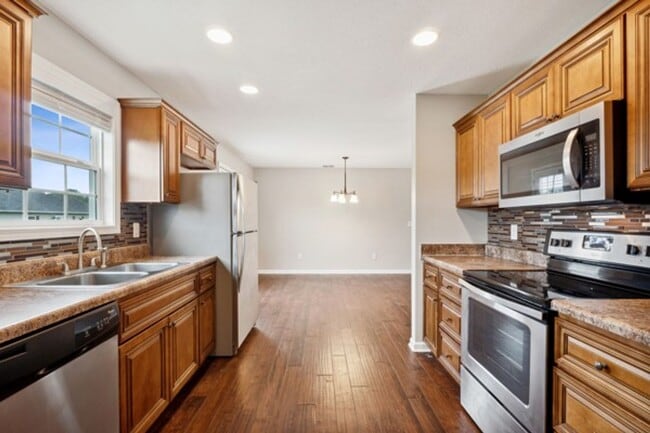 Building Photo - COMING SOON.....Adorable 3 Bedroom Home in Tullahoma!