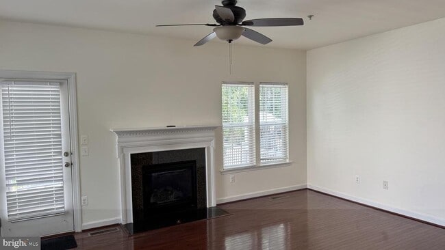 Building Photo - 9658 Atterbury Ln