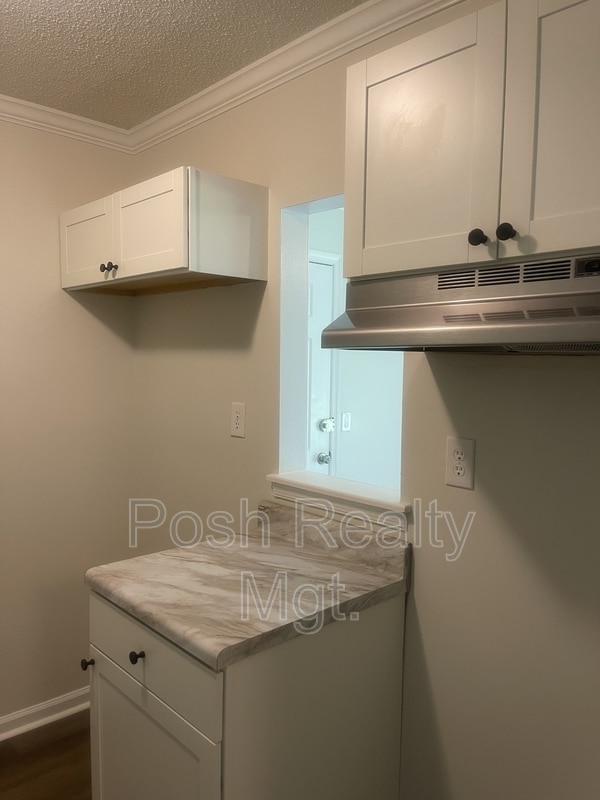 Building Photo - 502 Mystic Dr