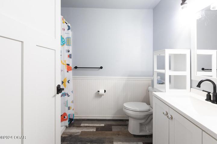 Building Photo - 1734 Bamby St