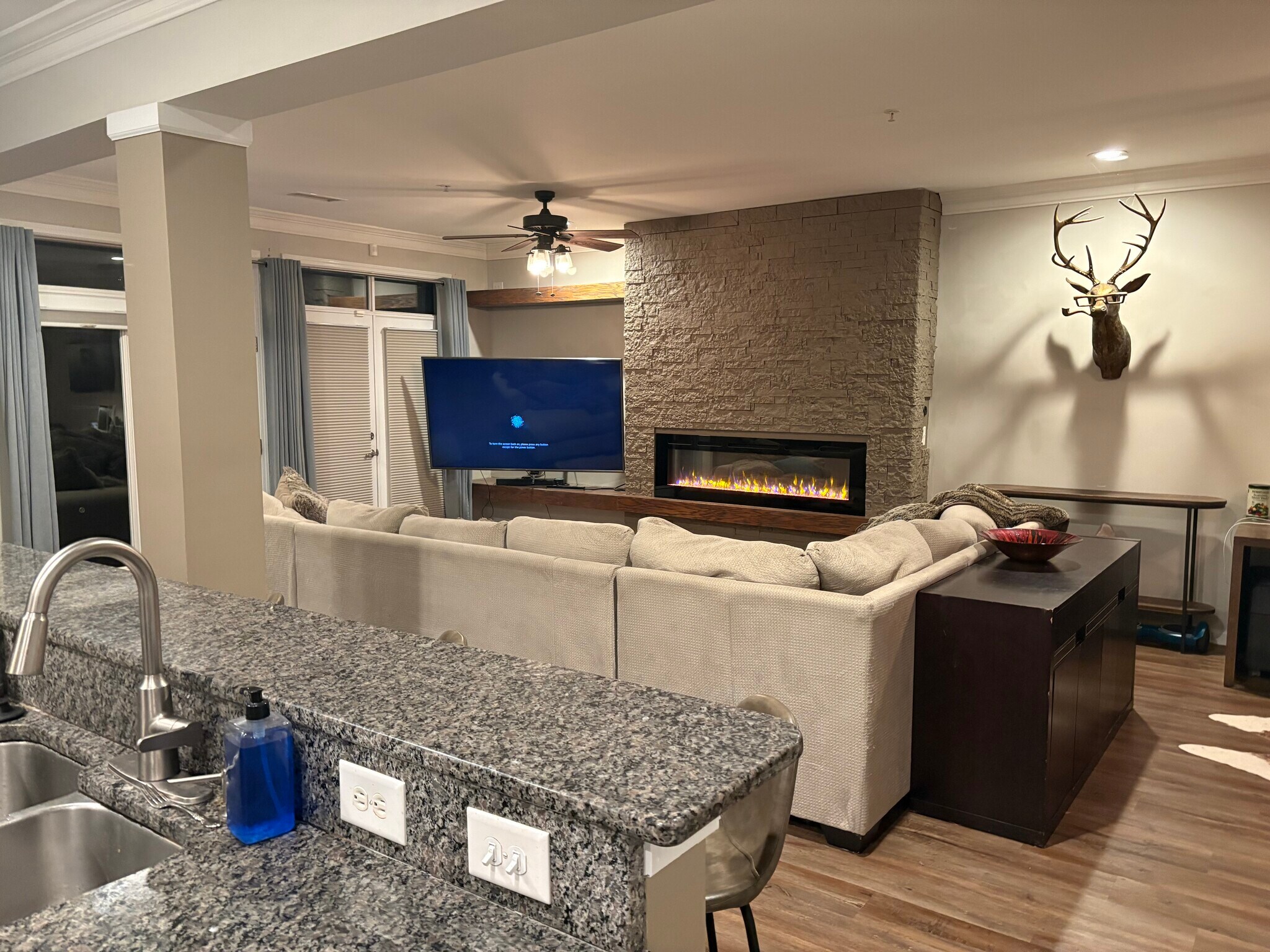 Building Photo - 312 Wave Crest Dr