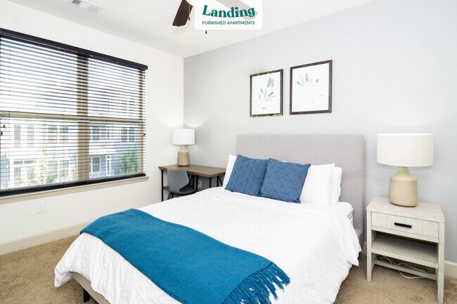 Building Photo - 1377 Dresden Dr